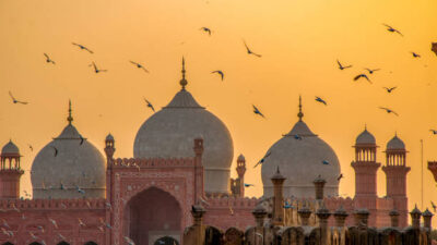 Badshahi Mesjid, Simbol Kebesaran Mughal Islam